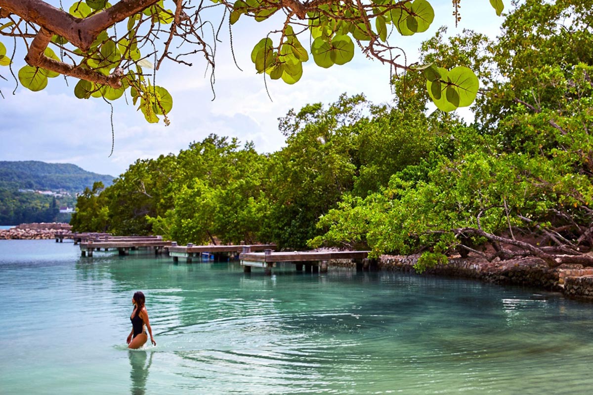 GoldenEye, Jamaica