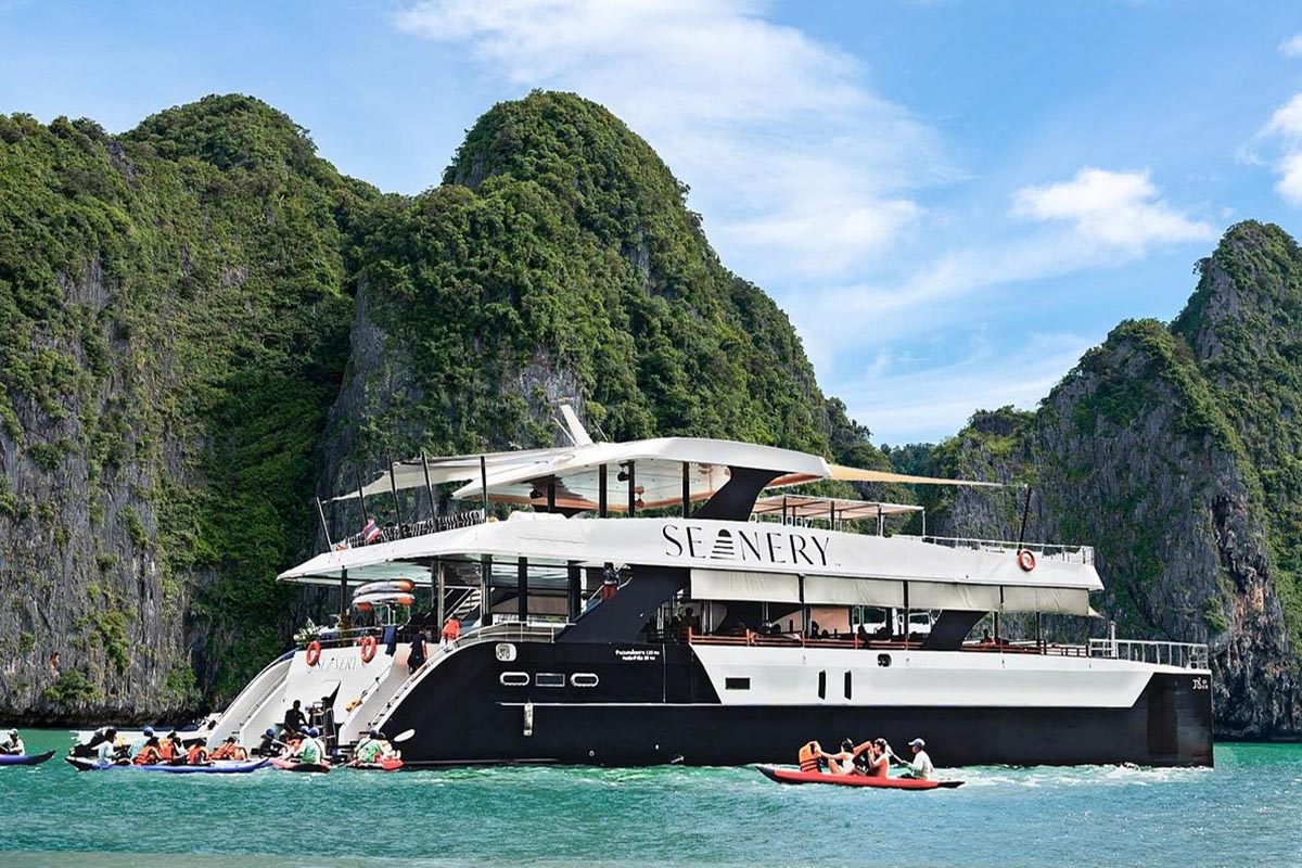 Luxury Boat to James Bond Islands with Sunset Dinner